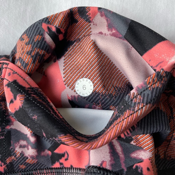 lululemon Fast & Free Tight 7/8 - Picture 5 of 7